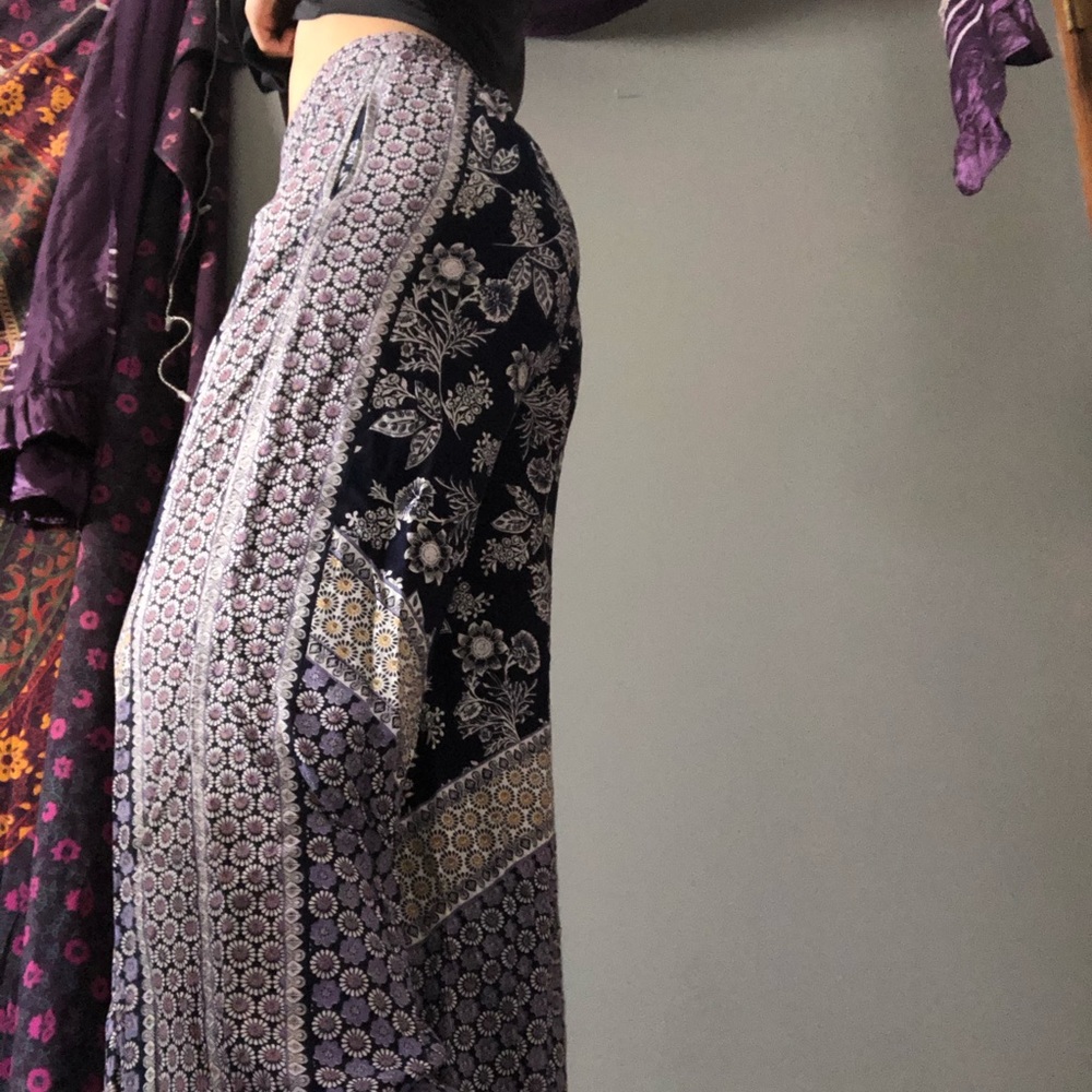 Floral pants 🌻